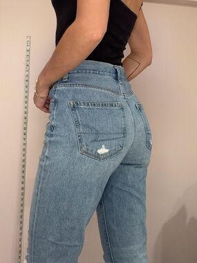 American Eagle Classic High-Rise Light Blue Women’s Jeans